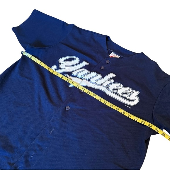 Genuine Merchandise Truefan Derek Jeter Yankees Jersey 2002 Blue Size XL  Button - Picture 9 of 10